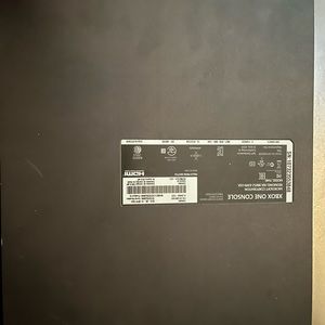 Xbox one comes with power cord